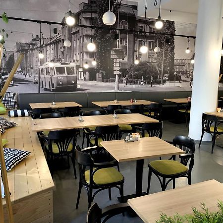 Ap 1 - Apartments 4U Brezinova "Overnight Simply" Hradec Kralove Exterior foto