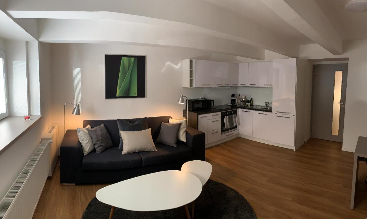 Ap 1 - Apartments 4U Brezinova "Overnight Simply" Hradec Kralove Exterior foto